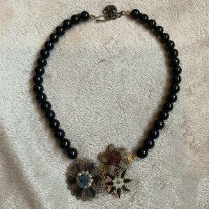 Metal Monk Garland Black Bead Necklace